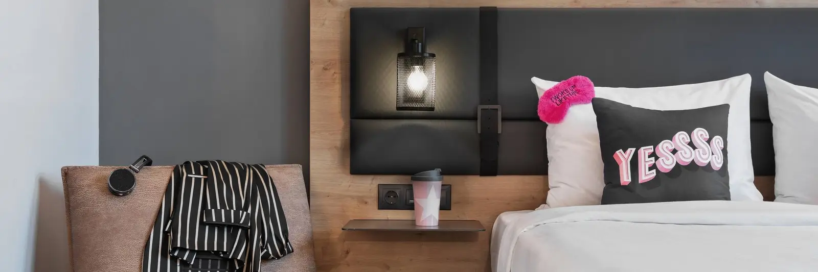 Moxy Bucharest Old Town - Room