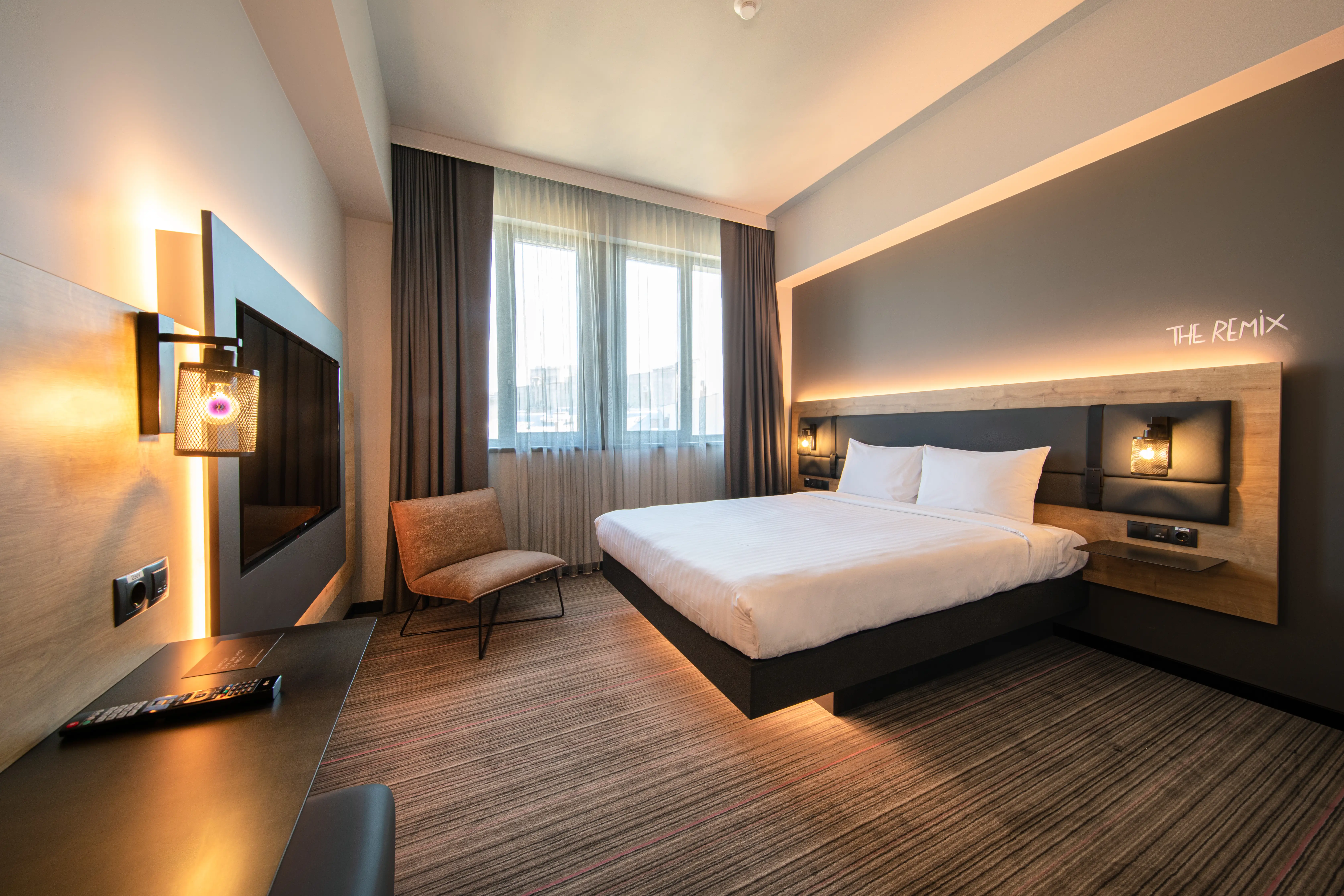 Moxy Bucharest Old Town - Room 